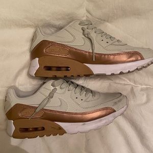 Nike Air Max White & Rose Gold